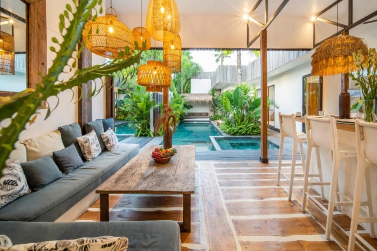 Villa Yogi Surf 3 Canggu ภายนอก รูปภาพ