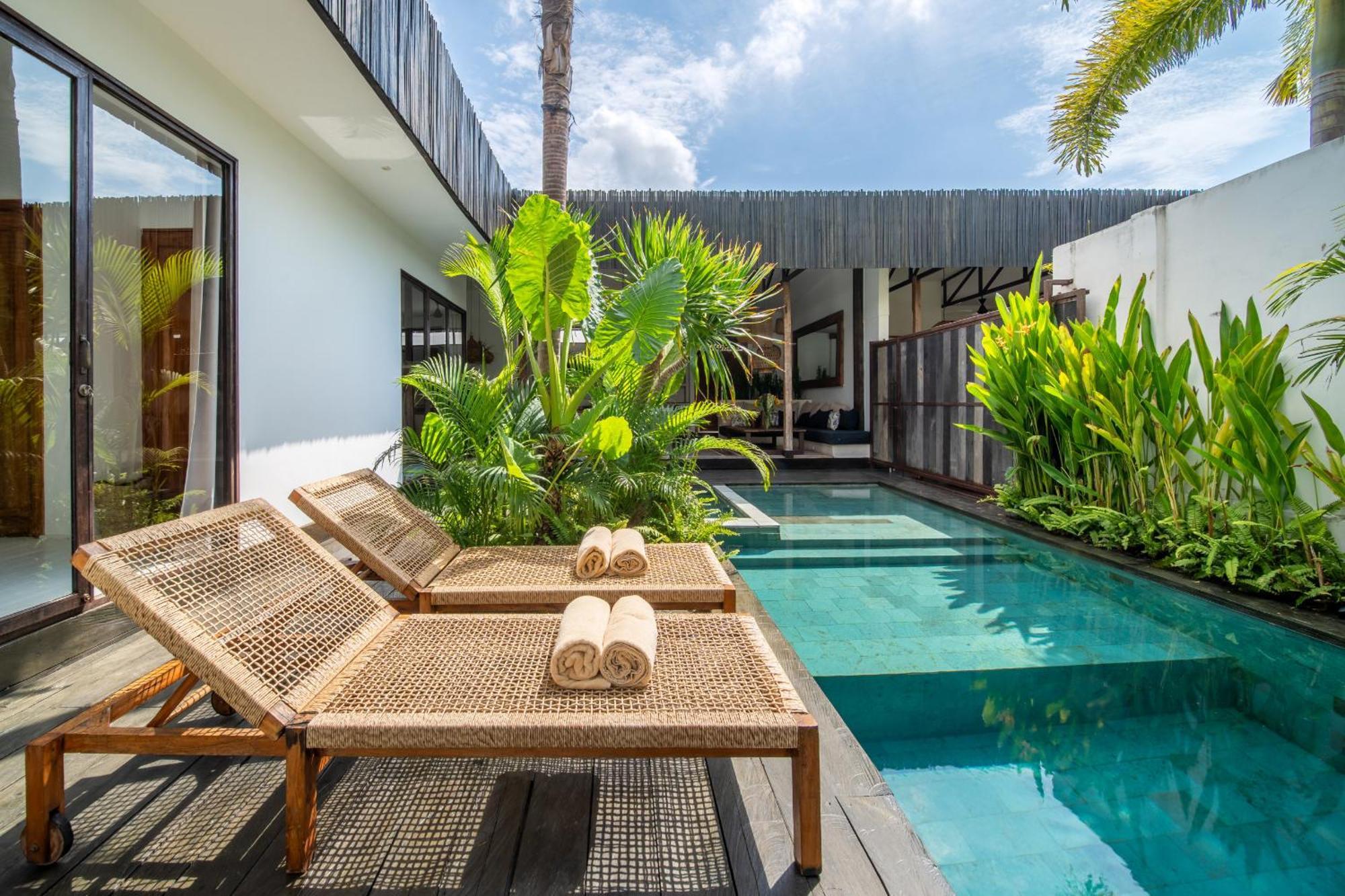Villa Yogi Surf 3 Canggu ภายนอก รูปภาพ